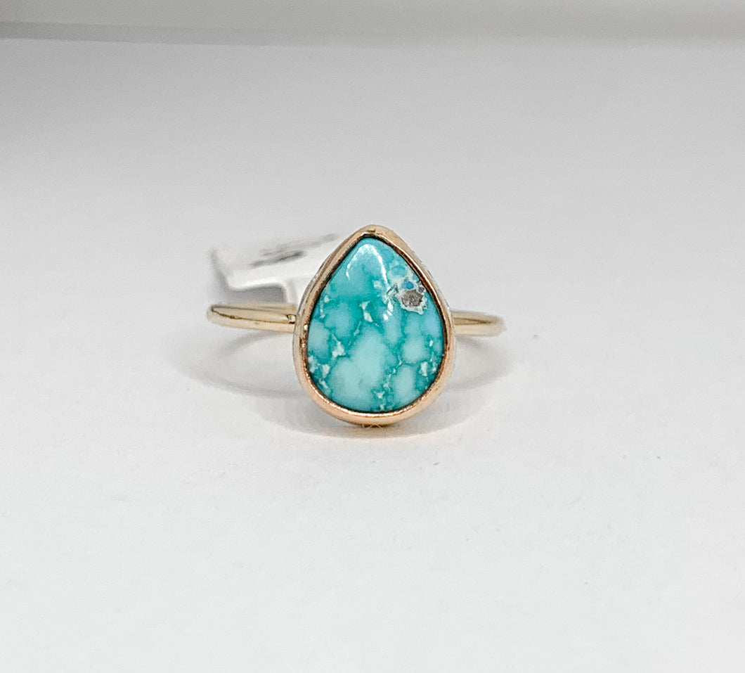 gold turquoise ring, size 4.5