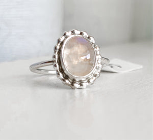 silver fancy ring (size 6)