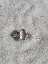 Load image into Gallery viewer, fancy sea glass ring (size 4.5)
