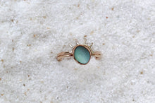 Load image into Gallery viewer, gold teal (size 8) sea glass + sun halo ring set

