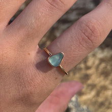 Load image into Gallery viewer, gold sea glass ring (size 7)
