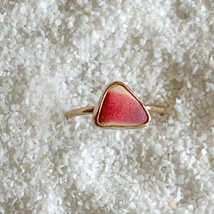gold beach rock ring (size 5.75)